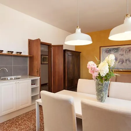 Apartment Palazzo Valmarana *