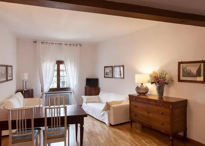 Palazzo Valmarana Apartamento *